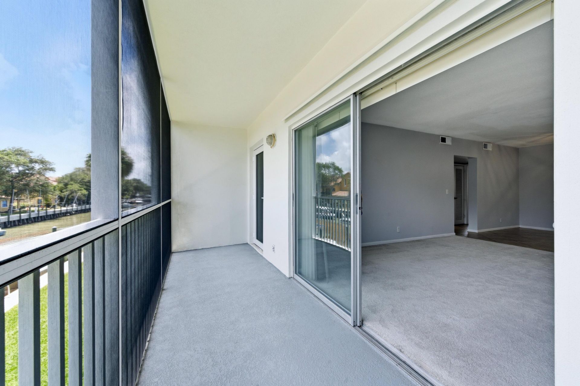 120 Lehane Terrace, Unit 202, North Palm Beach, FL 33408 Photo