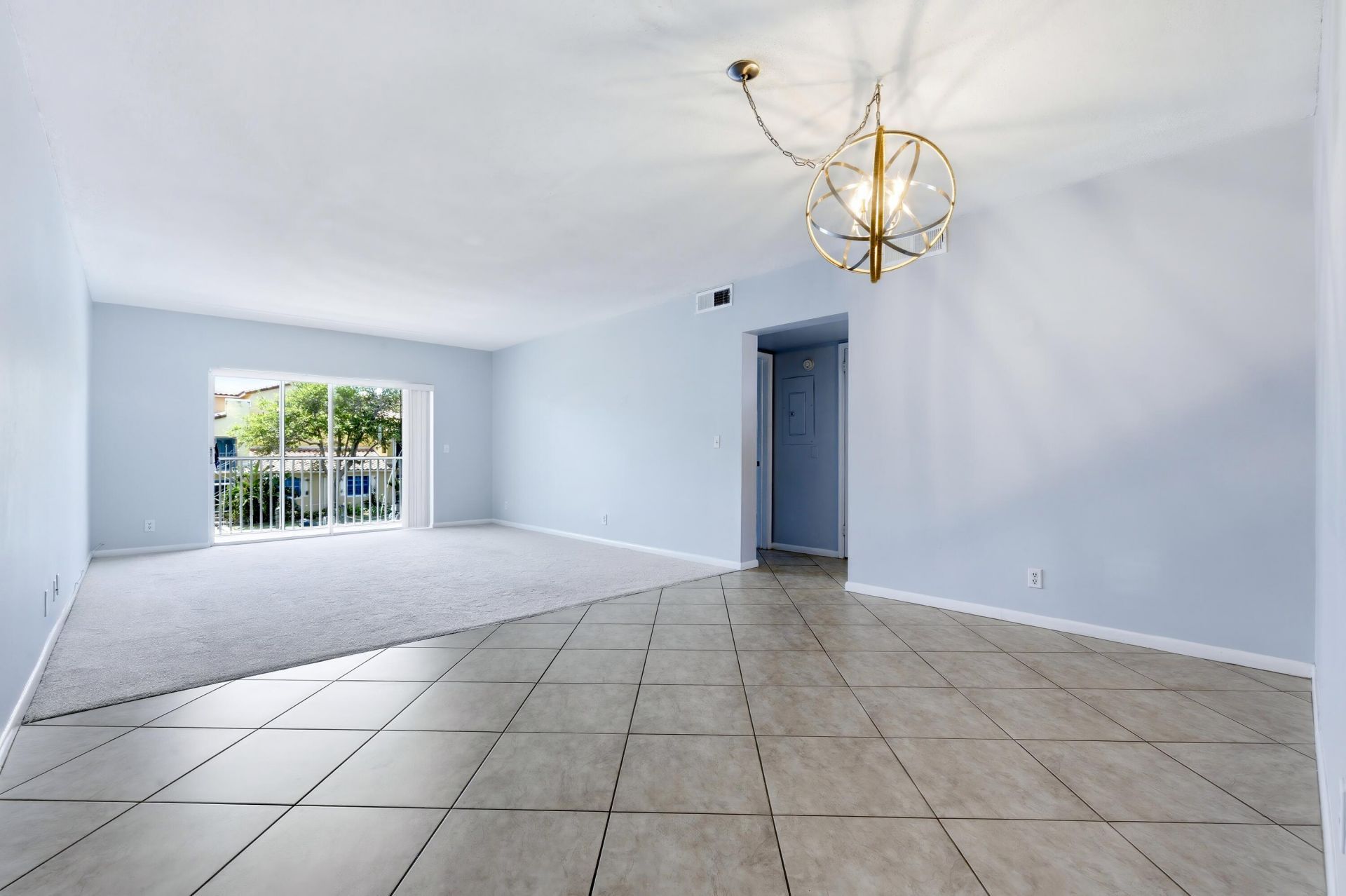 120 Lehane Terrace, Unit 202, North Palm Beach, FL 33408 Photo