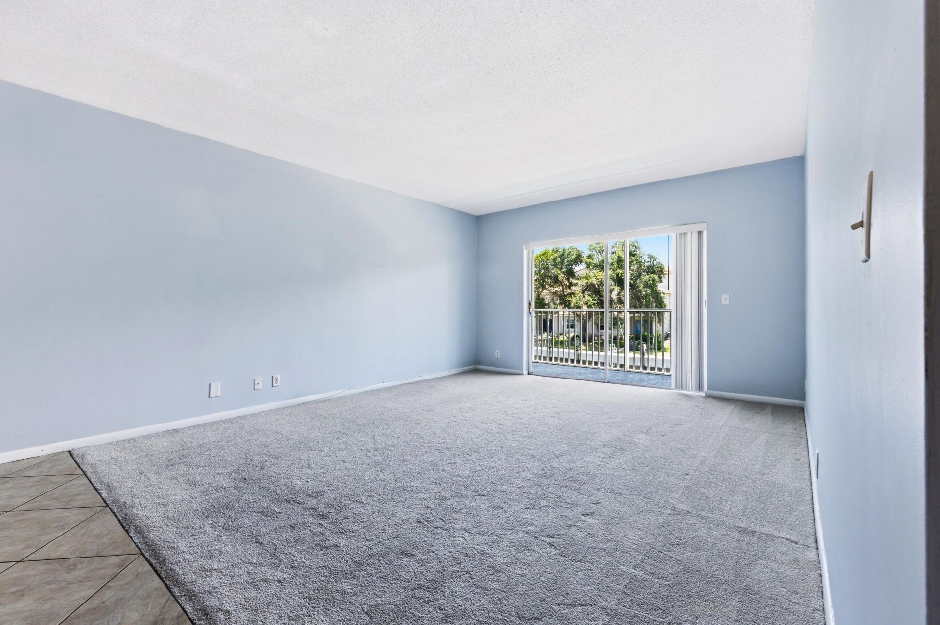 120 Lehane Terrace, Unit 202, North Palm Beach, FL 33408 Photo