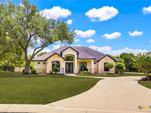 8211 Wild Wind Park , San Antonio, TX 78266
