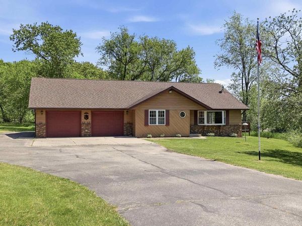 1957 COUNTY ROAD T NORTH, Amherst Junction, WI 54407