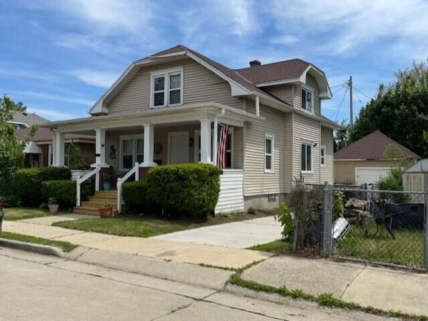 1815 Superior STREET, Racine, WI 53402