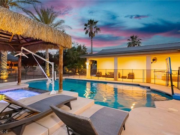 5905 Castleberry Peak Avenue, Las Vegas, NV 89131