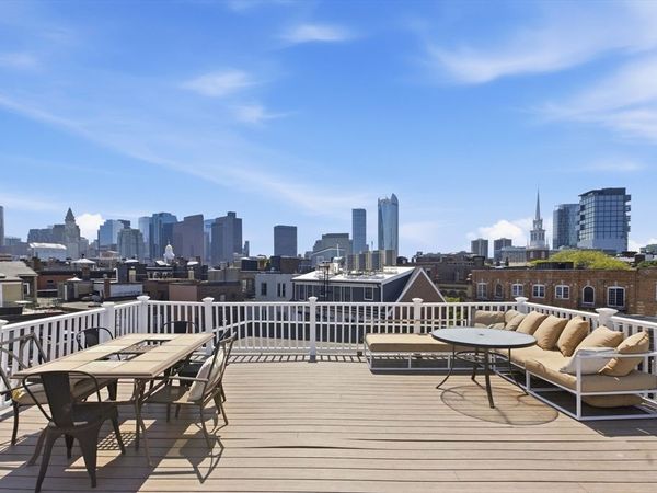 406-418 Commercial St, Unit 1A, Boston, MA 02109