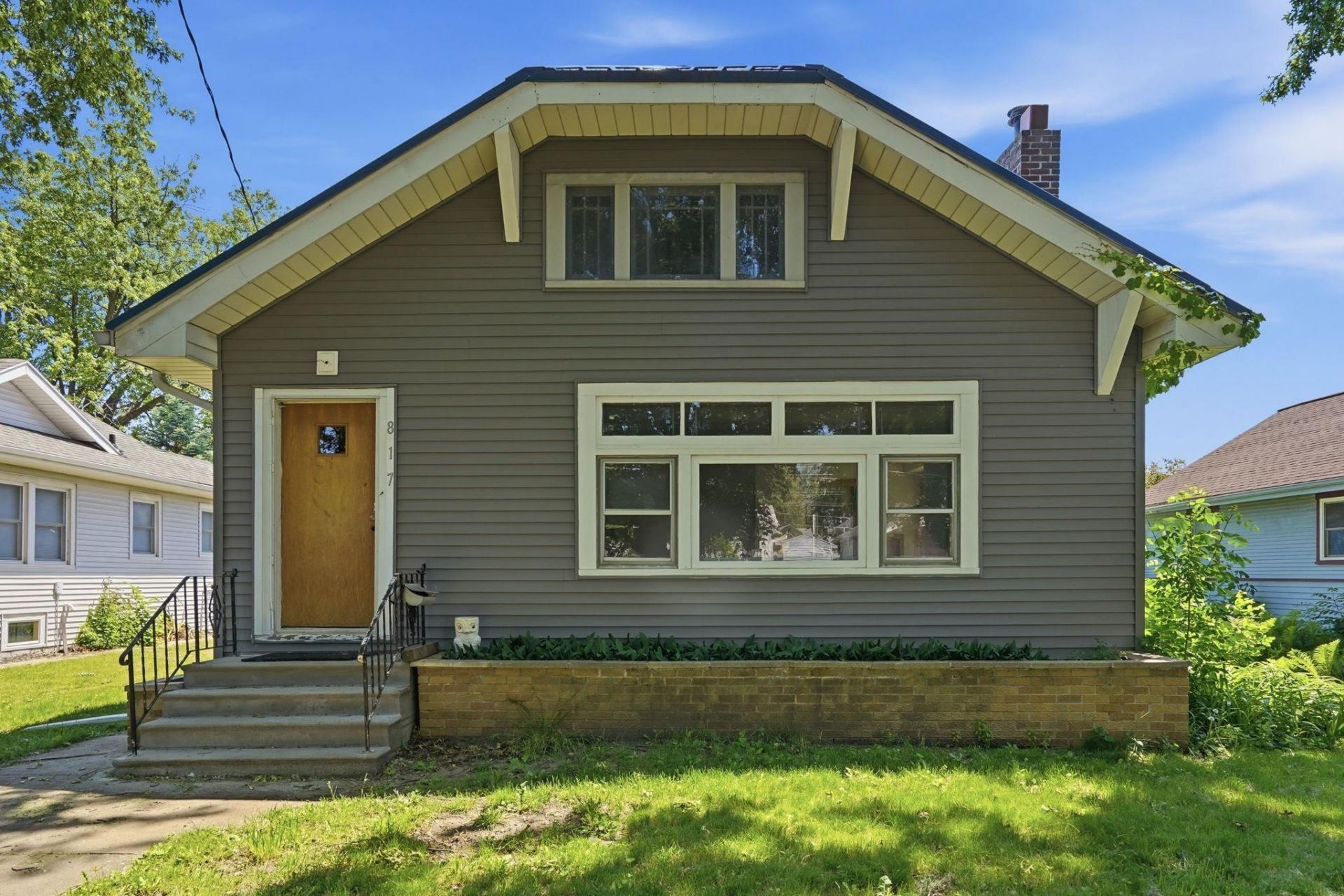 817 Western Avenue, Waterloo, IA 50702 Main Photo