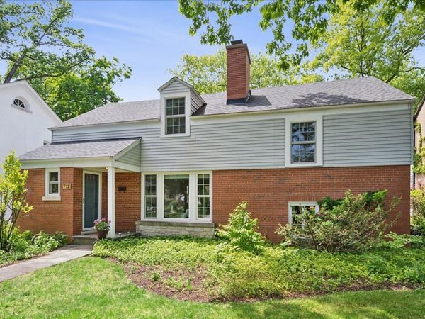 712 Juniper Road, Glenview, IL 60025