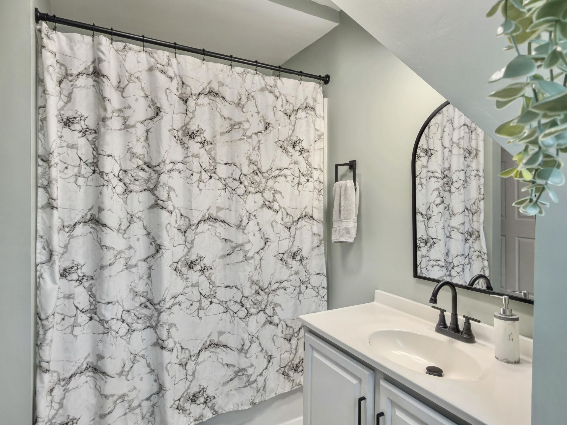 1105 Quenby Lane Photo 32