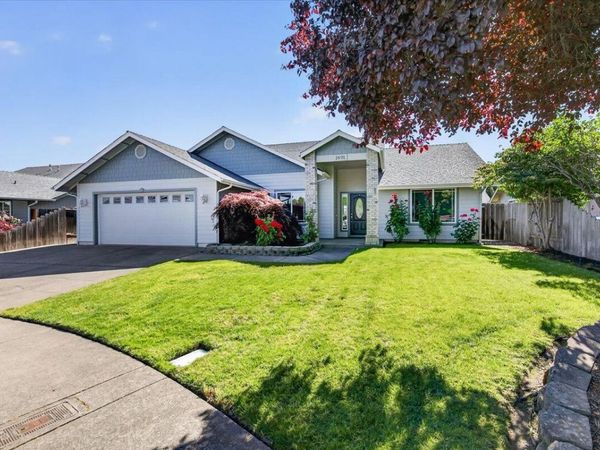 1691 Nunnwood Lane, Grants Pass, OR 97527