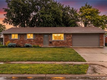 6642 Southern Vista Drive, Enon Vlg, OH 45323