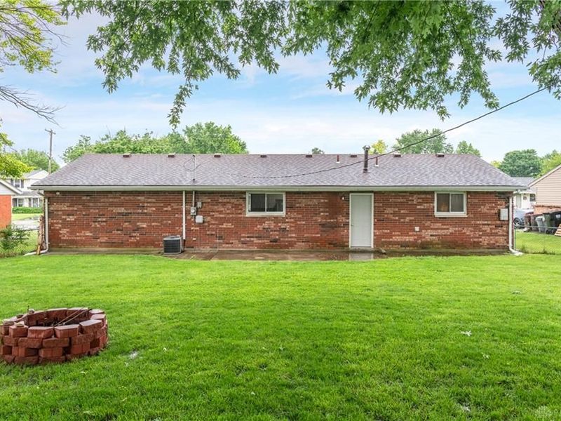 6642 Southern Vista Drive, Enon Vlg, OH 45323 Photo 27