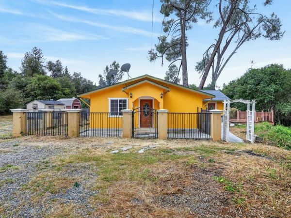60 Dawn Ln, Placerville, CA 95667