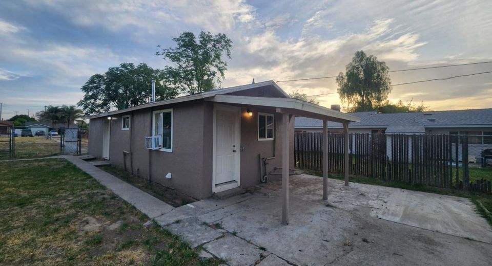 301 Braden Ave, Other, CA 93230 Photo