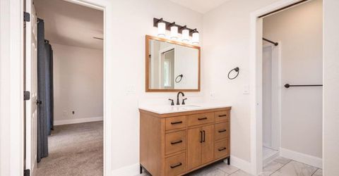 5612 Andes Ct, Sacramento, CA 95842 Photo