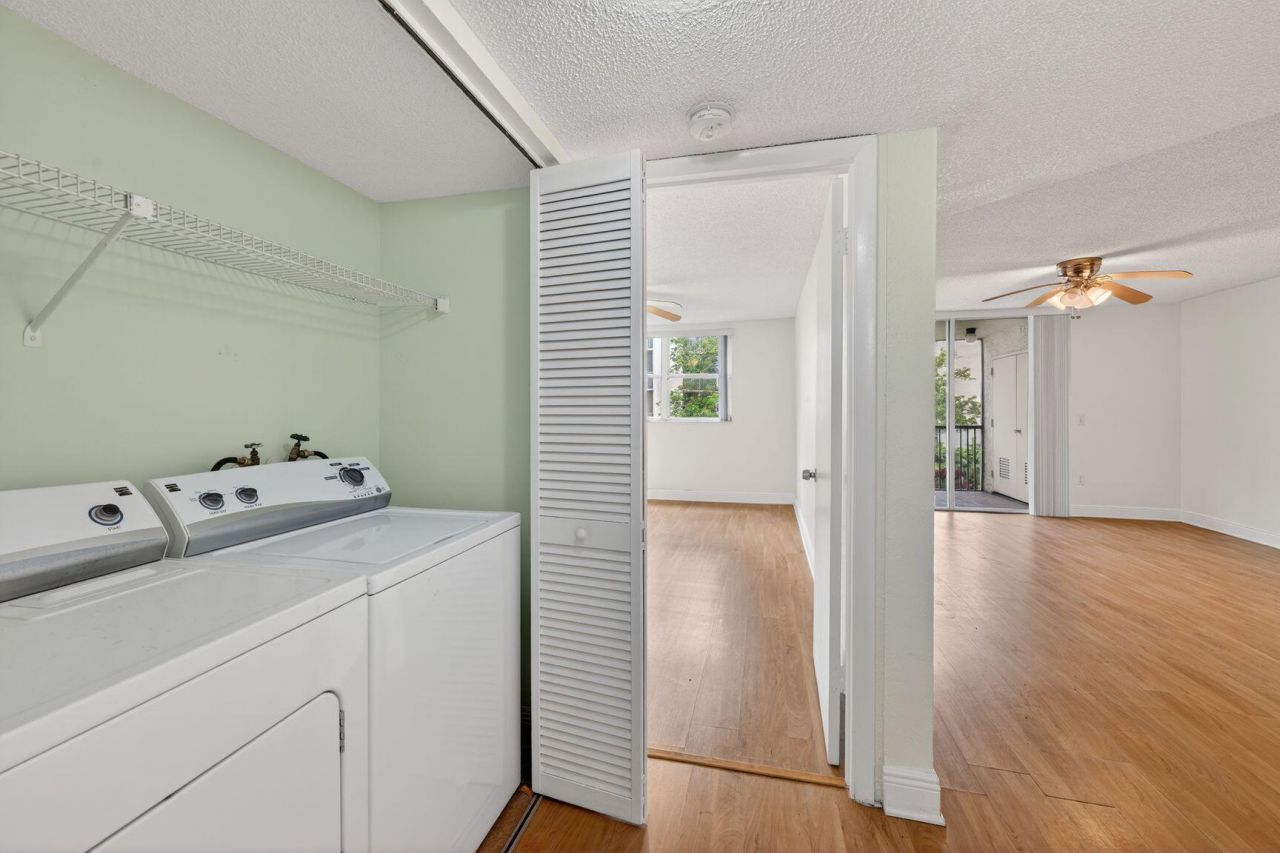 8353 Lake Drive, Unit 204, Doral, FL 33166 Photo