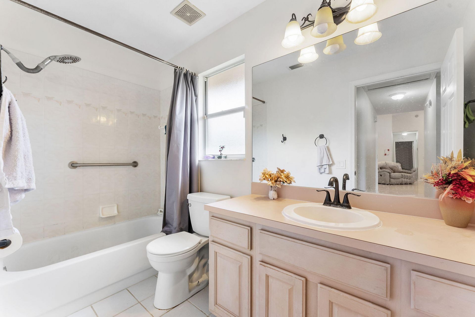 112 Laurel Way, Royal Palm Beach, FL 33411 Photo