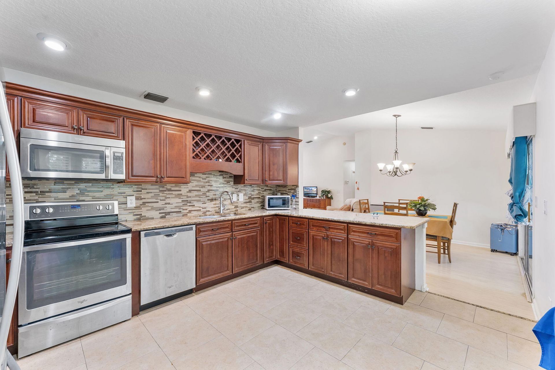 112 Laurel Way, Royal Palm Beach, FL 33411 Photo