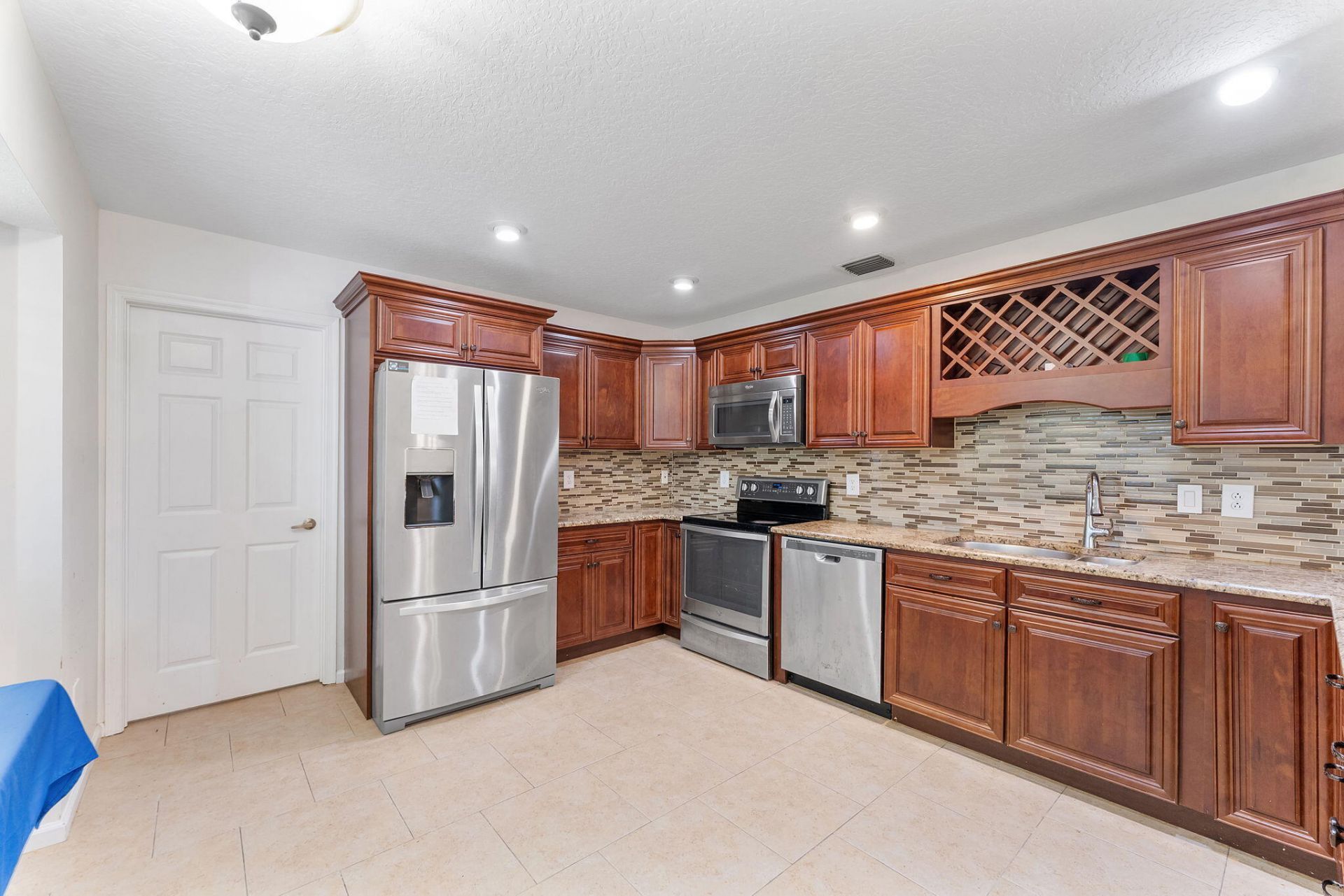 112 Laurel Way, Royal Palm Beach, FL 33411 Photo