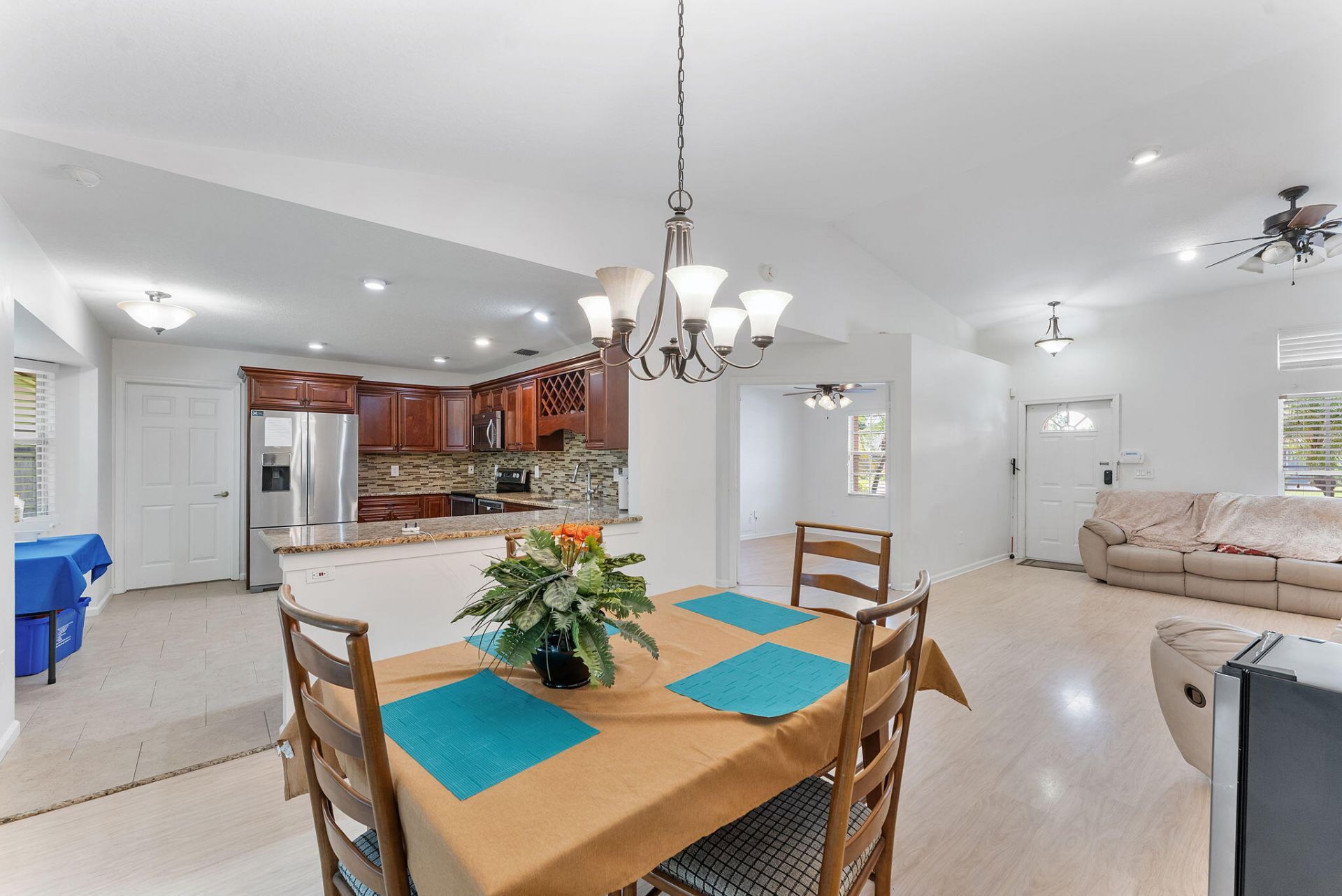112 Laurel Way, Royal Palm Beach, FL 33411 Photo