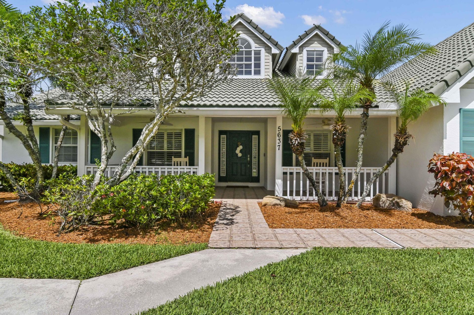 5637 Lago Del Sol Drive, Lake Worth, FL 33449 Photo
