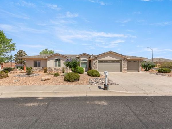 1557 E 170 N, St. George, UT 84790