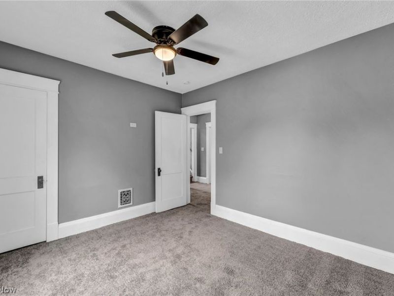 3250 W 99th Street, Cleveland, OH 44102 Photo 25
