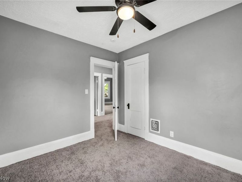 3250 W 99th Street, Cleveland, OH 44102 Photo 29
