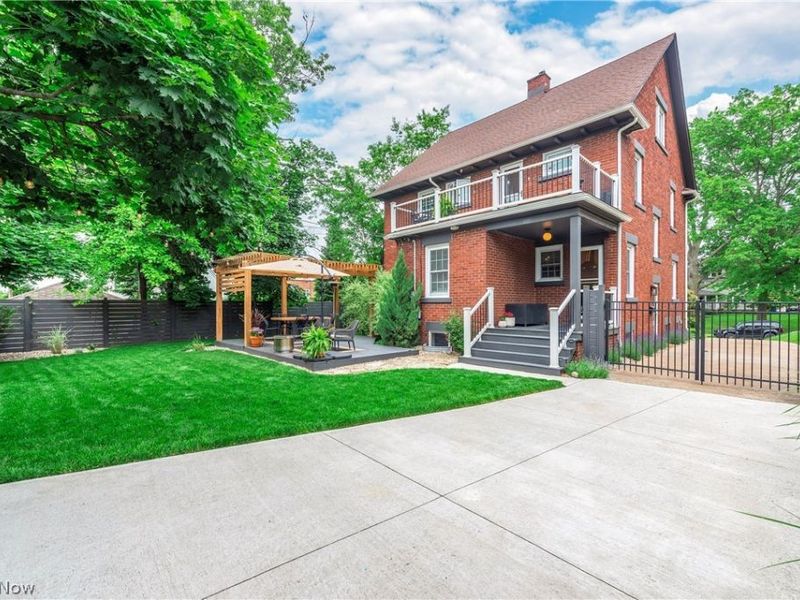 1450 Waterbury Road, Lakewood, OH 44107 Photo 44