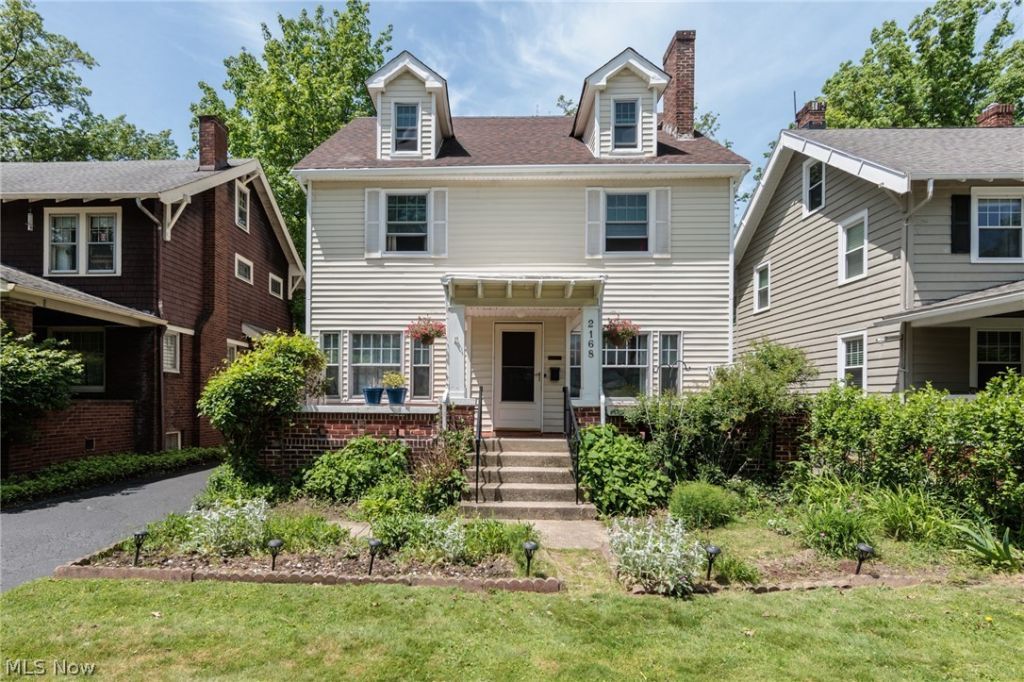 2168 Cottage Grove Drive, Cleveland Heights, OH 44118 Main Photo