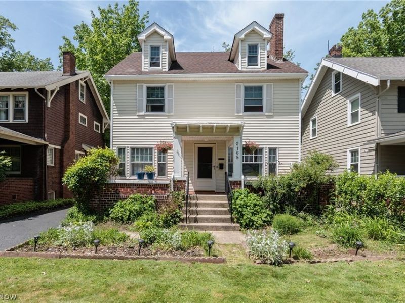 2168 Cottage Grove Drive, Cleveland Heights, OH 44118 Photo 1