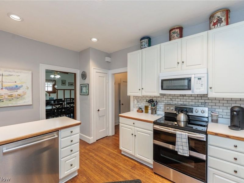 2168 Cottage Grove Drive, Cleveland Heights, OH 44118 Photo 10