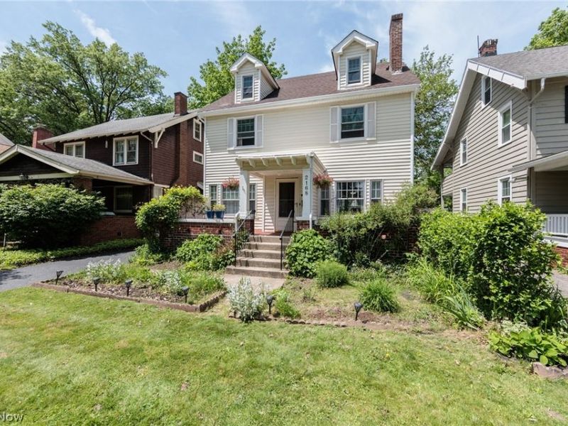 2168 Cottage Grove Drive, Cleveland Heights, OH 44118 Photo 2