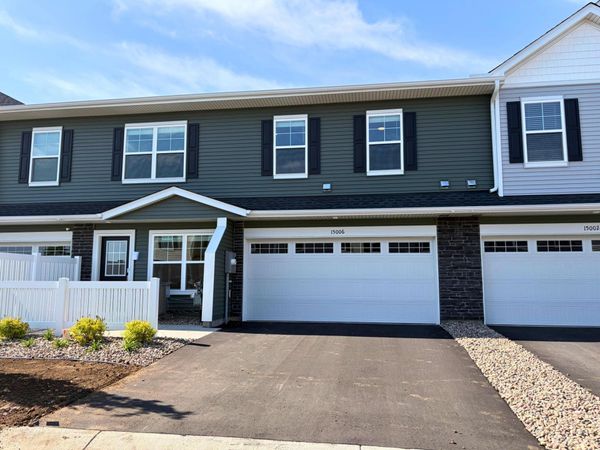 15006 Adare Way, Rosemount, MN 55068