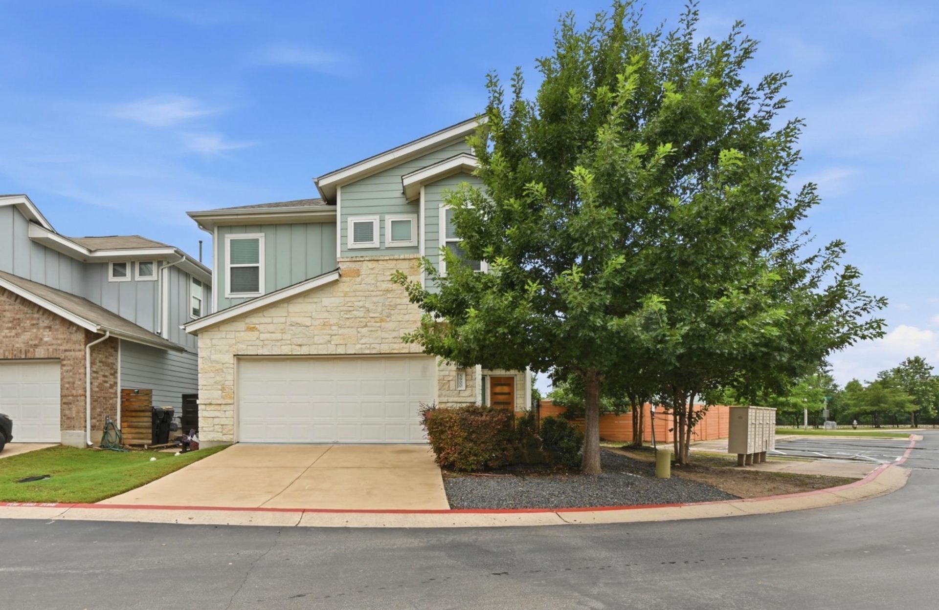 5900 Swayden Ln, Austin, TX 78745 Main Photo