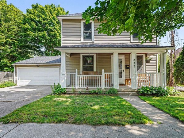411 Curtis Street NE, Grand Rapids, MI 49505