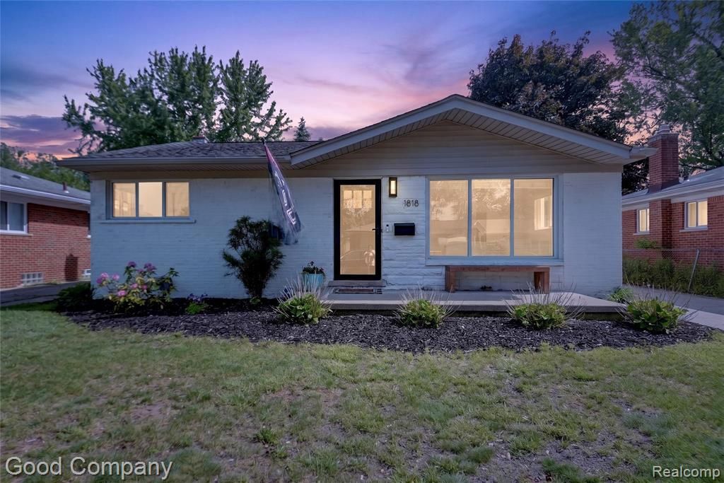 1818 Rowland Avenue, Royal Oak, MI 48067 Main Photo