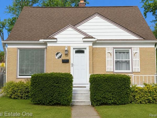 23079 Violet Street, Farmington, MI 48336
