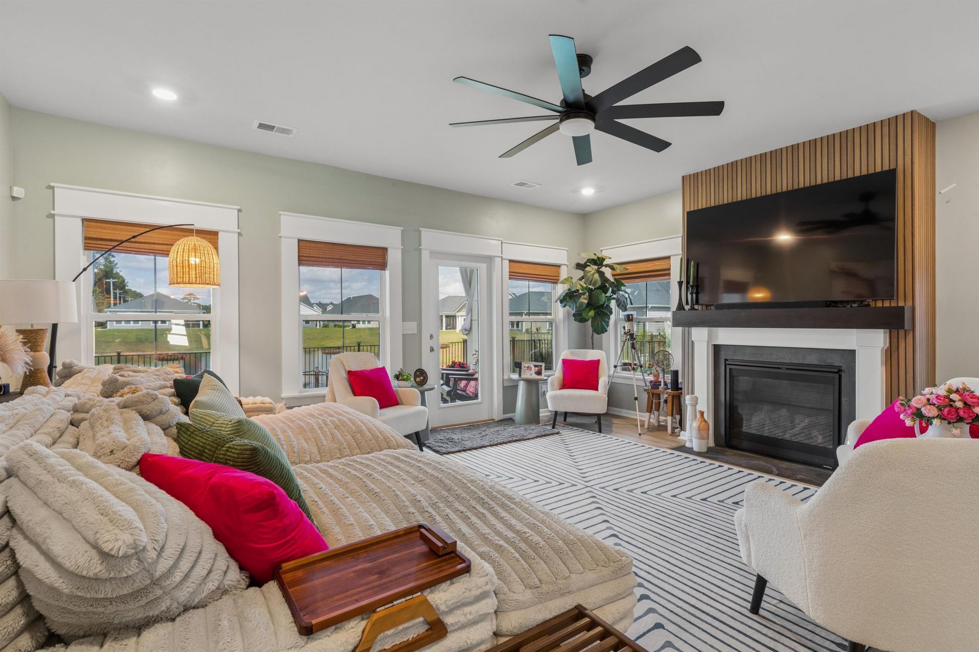4038 Da Vinci Dr. Photo 12