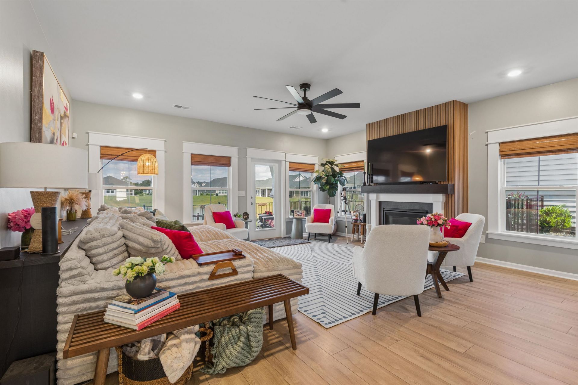 4038 Da Vinci Dr. Photo 26