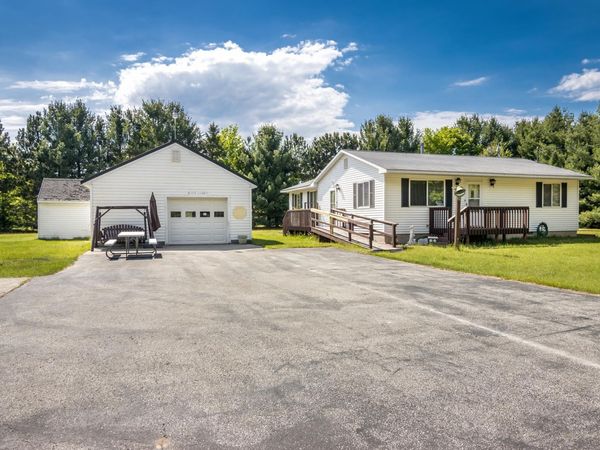 1836 Hanmer Road, Benzonia, MI 49616