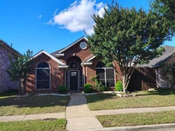1309 Brookfield Drive, Rowlett, TX 75089
