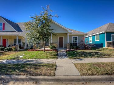 10953 Caldwell Lane, Fort Worth, TX 76179