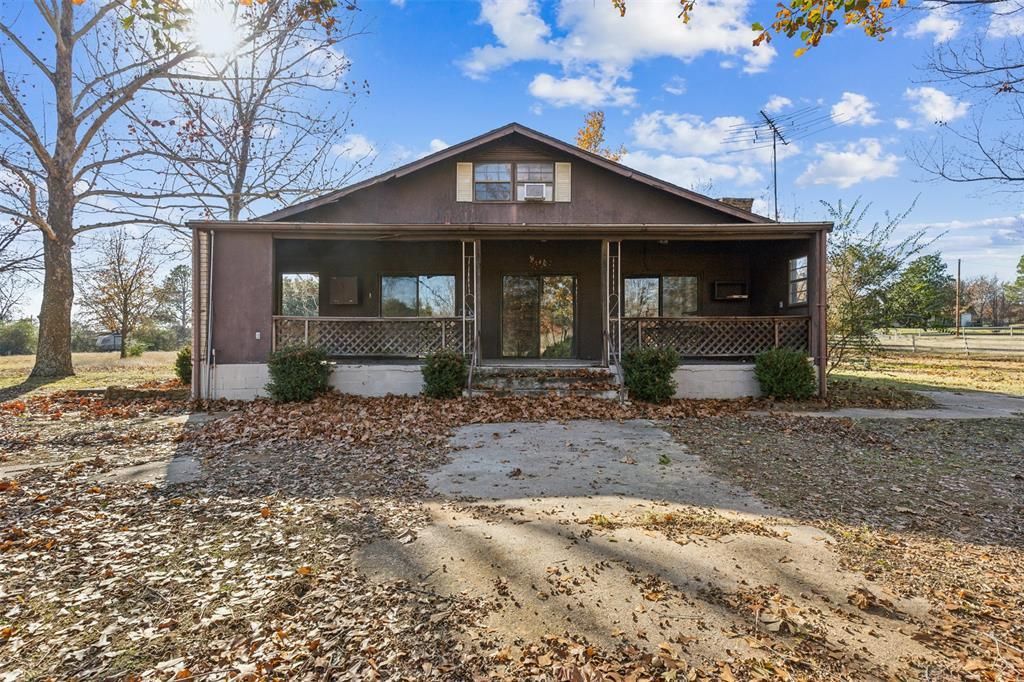 4820 Looney Lane, Cleburne, TX 76031 Main Photo