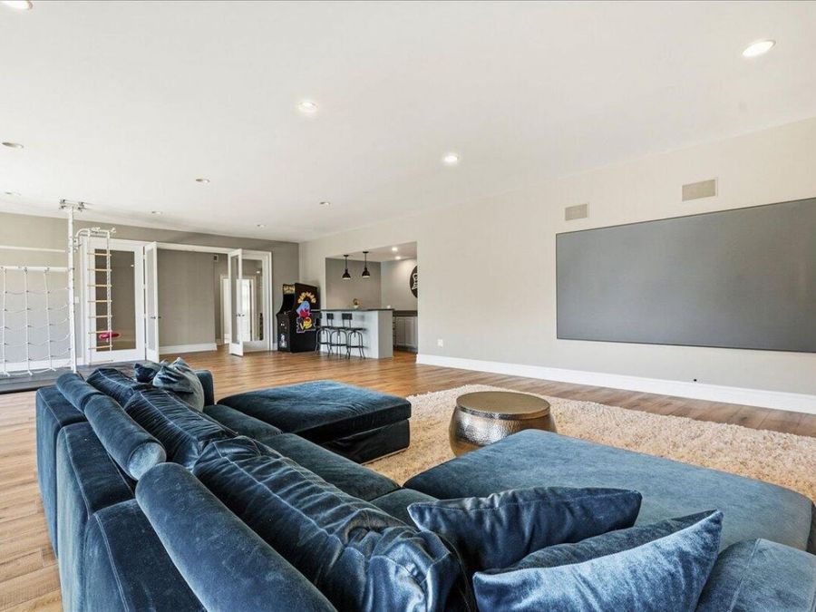Property Image 43