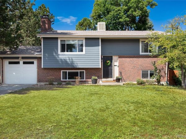 7175 S Penrose Court, Centennial, CO 80122