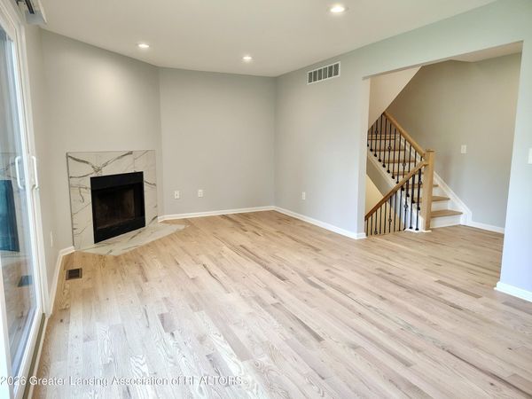 1104 Washington Circle, Northville, MI 48167