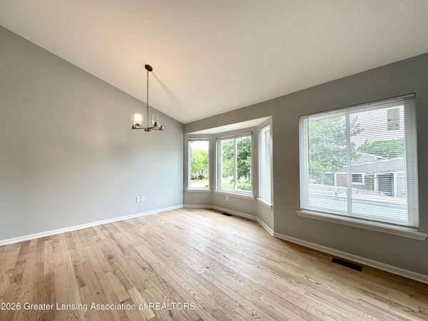 1104 Washington Circle, Northville, MI 48167