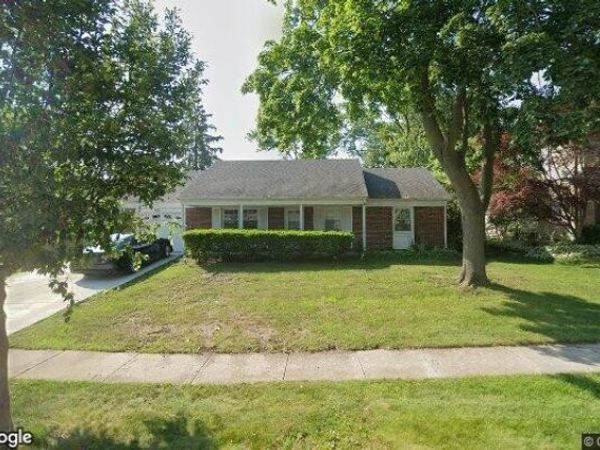 921 Country Lane , Buffalo Grove, IL 60089