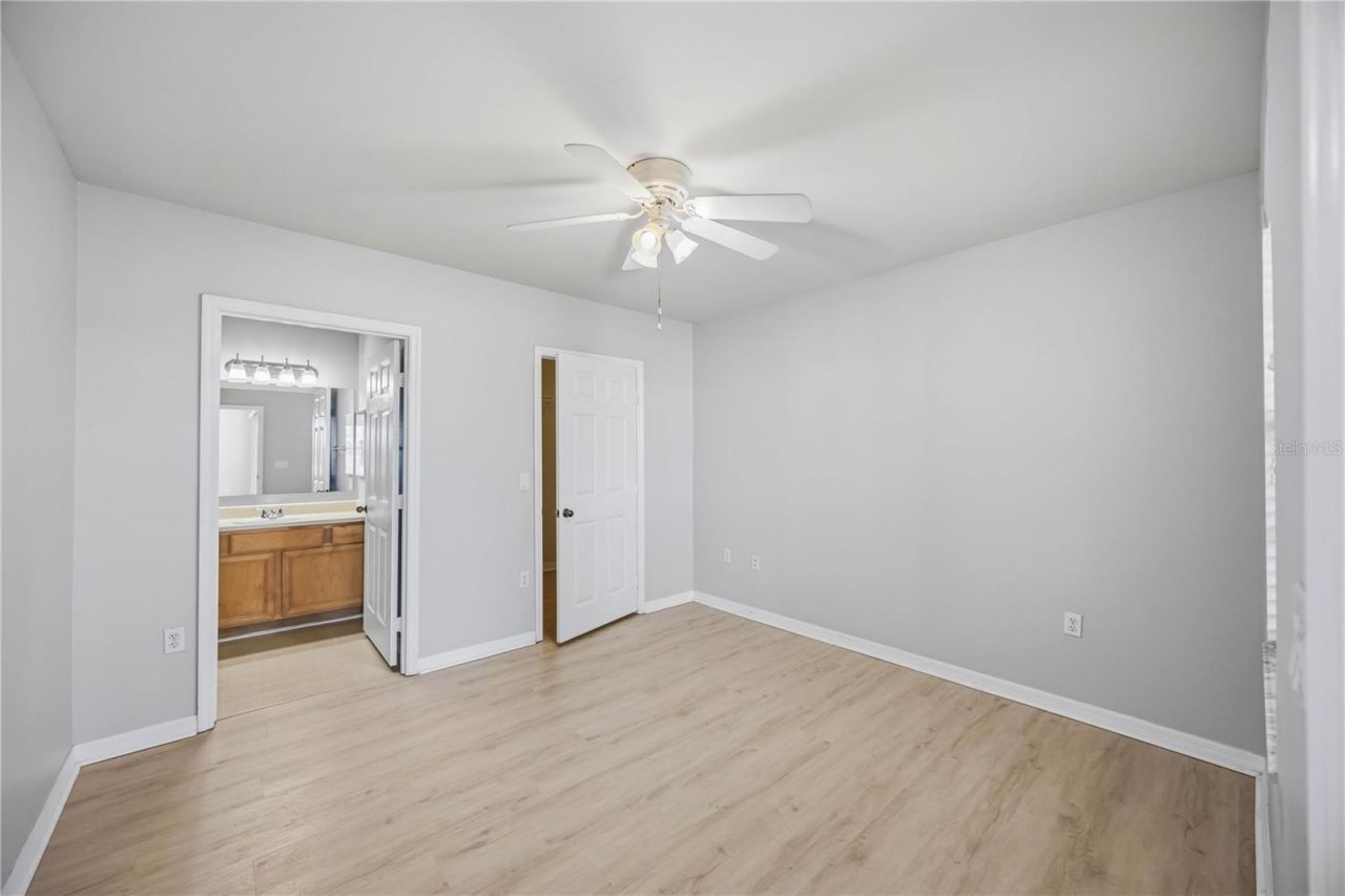 1195 Villagio Circle, Unit 208, Sarasota, FL 34237 Photo