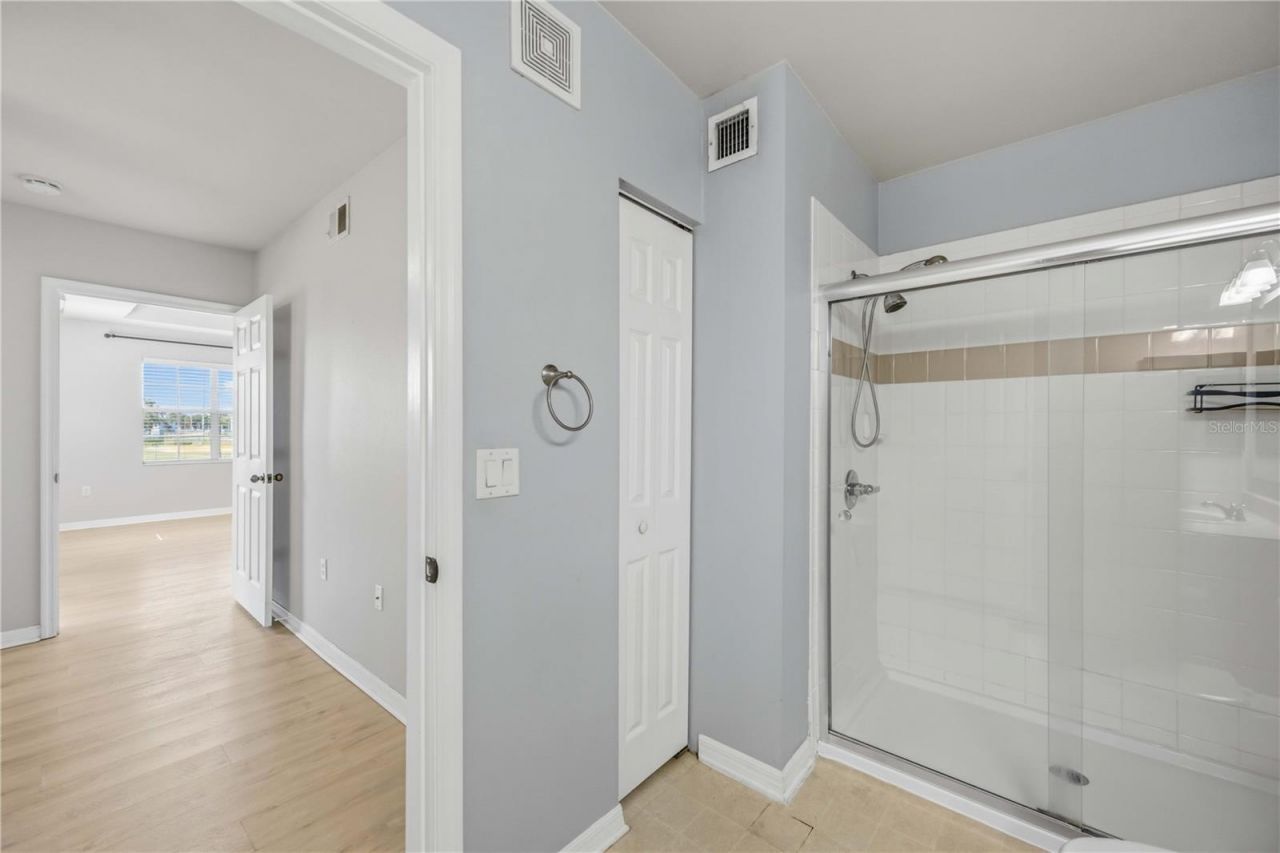 1195 Villagio Circle, Unit 208, Sarasota, FL 34237 Photo