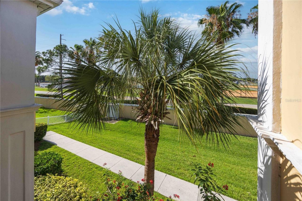 1195 Villagio Circle, Unit 208, Sarasota, FL 34237 Photo